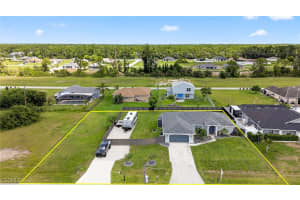 309 Ne 30th Ter, Cape Coral