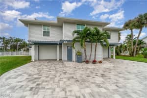 453 Seaworthy Rd, North Fort Myers