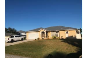 17585 Blackfriar Dr, Fort Myers