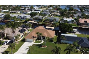 5329 Sw 8th Ct, Cape Coral