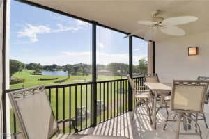 4604 Flagship Dr 305, Fort Myers