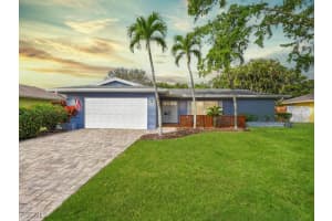 5324 Chippendale Cir E, Fort Myers