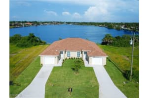 528 Se 5th Ave, Cape Coral