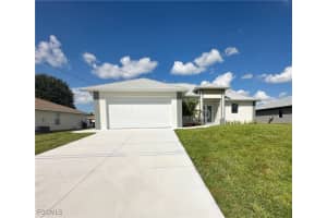 3208 7th St W, Lehigh Acres