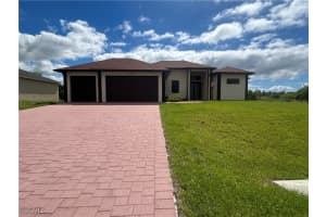 2820 Nw 25th St, Cape Coral