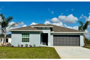 836 Durden Pkwy, Cape Coral