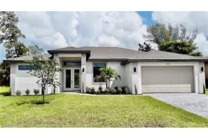 205 Nw 22nd Ct, Cape Coral