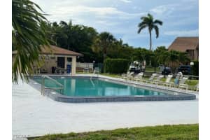 9401 Lennex Ln, Fort Myers