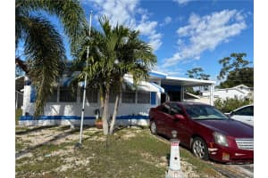 123 Torch Ln, North Fort Myers