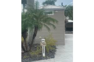 5202 Marsh Mallow Trl, Fort Myers
