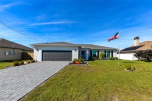 1324 Sw 8th Pl, Cape Coral