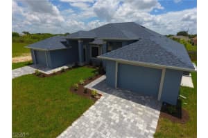 1313 Ne 8th Pl, Cape Coral