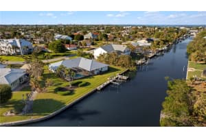 930 Kings Crown Dr, Sanibel