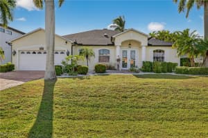 2574 Sw 27th Pl, Cape Coral