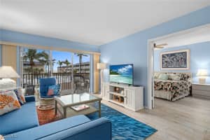 1246 Fulgur St 105, Sanibel