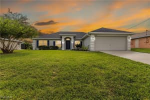 2310 Sw 27th Ter, Cape Coral