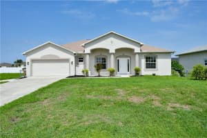 2032 Nw 2nd Pl, Cape Coral