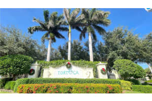 9968 Palmarrosa Way, Fort Myers