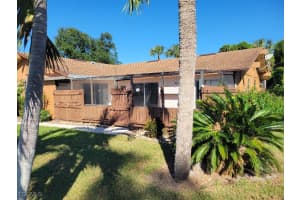 5629 Foxlake Dr, North Fort Myers