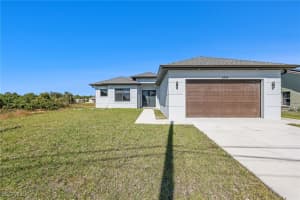 5504 Beauty St, Lehigh Acres