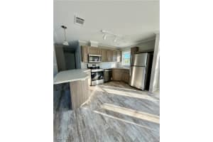 105 W Marimba Cir, Clewiston