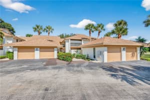 521 Lake Louise Ct 103, Naples