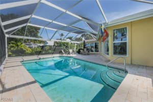 1264 Par View Dr, Sanibel