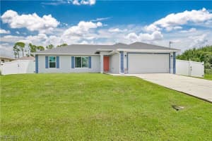 3445 Ne 8th Pl, Cape Coral