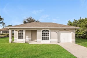 3704 6th St Sw, Lehigh Acres