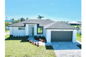 2200 Nw 4th Ter, Cape Coral