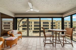 2721 W Gulf Dr 212, Sanibel