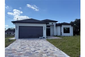 123 Grant Blvd, Lehigh Acres