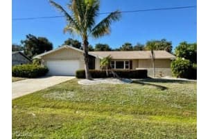 5560 Burnham Ct, North Fort Myers