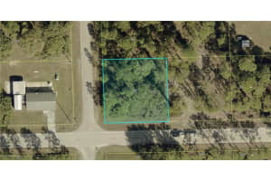 801 E 10th St, Lehigh Acres