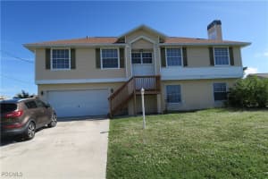 2309 Se 5th Pl, Cape Coral