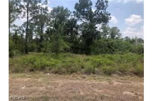 841 Duplex St E, Lehigh Acres