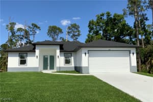 3004 19th St W, Lehigh Acres