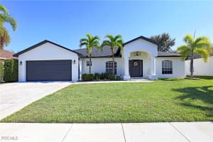 2452 Nature Pointe Loop, Fort Myers