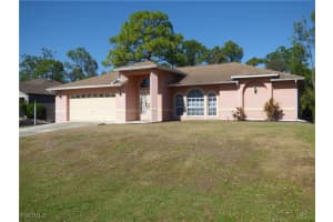 5206 Beauty St, Lehigh Acres