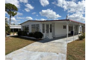 606 Pine Grove Ct, North Fort Myers