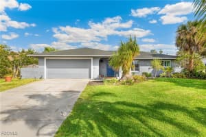 3813 Se 10th Ave, Cape Coral