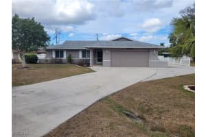 8631 Beacon St, Fort Myers