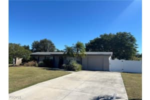 5521 Granada Rd, Fort Myers