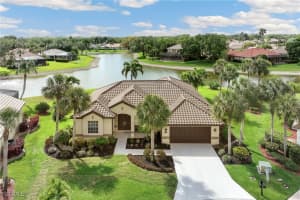 12560 Lake Run Dr, Fort Myers