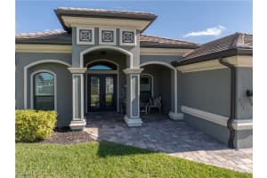 915 Nw 36th Pl, Cape Coral