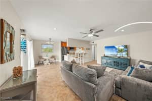 601 Periwinkle Way D5, Sanibel