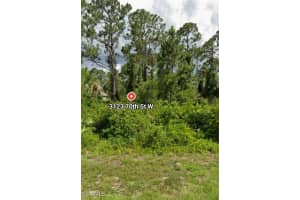 3123 70th St W, Lehigh Acres