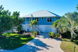 2479 Harbour Ln, Sanibel