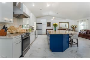 206 Se 28th Ter, Cape Coral