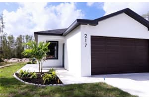 217 Greenbriar Blvd, Lehigh Acres